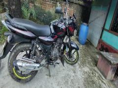 BAJAJ DISCOVER 150